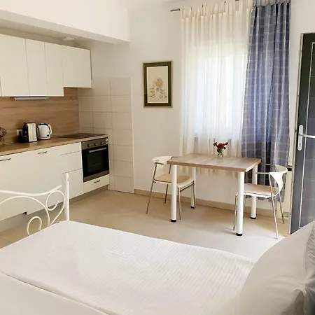 By The Sea - 22753 아파트 *